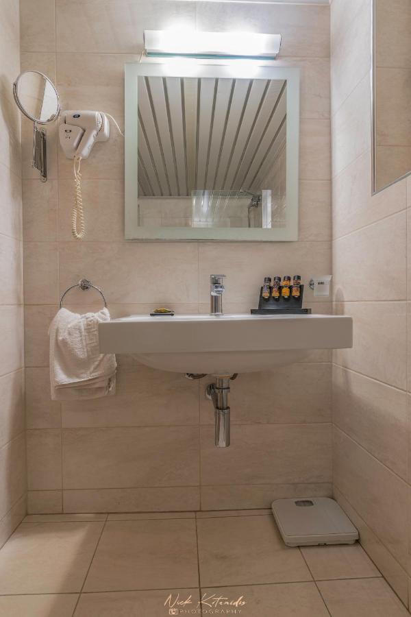 Hotel Avra Paralía Eksteriør bilde